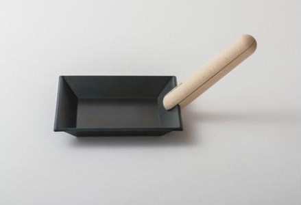 C173 IO フライパンジュウ&ハンドルセットS四角サイズ /ビーチ(ブナ材) 【フライパン 鉄 藤田金属 FUJITA ジュウ フライパンセット ガス IH 取っ手が取れる 着脱式 木製 ハンドル パン トースト おしゃれ 大阪府 八尾】