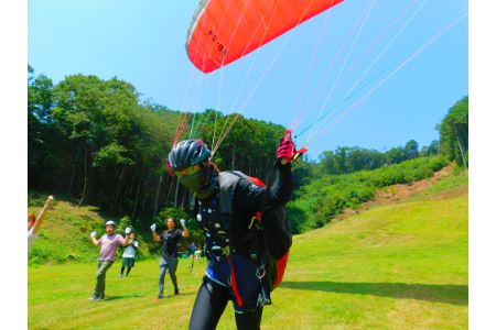 スカイパーク毛呂山　パラグライダー体験(１名分)