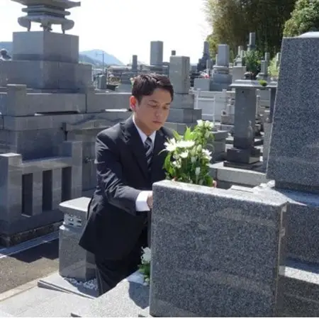 【大野城市のお墓対象】お墓参り代行サービス(1回)仏花・写真報告書付き_ 地域サービス  _【1313423】