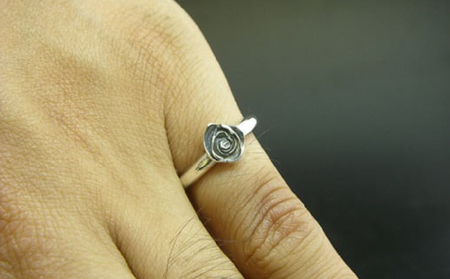 flower ring フラワー リング ｜ 指輪 シルバー アクセサリー 花 モチーフ 925 ハンドメイド 選べる サイズ ジュエリー アクセ ファッション 人気 シンプル ギフト プレゼント 年末年始 お中元 お歳暮 内祝い 快気祝い 茨城県 常総市