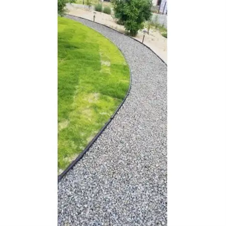 ガーデニングや庭の景観改善に使用　雑草を防ぎ草抜き作業を軽減　水を通す強度抜群の防草シート_雑貨   _【1314928】