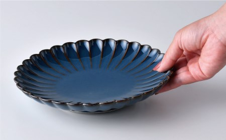 【波佐見焼】菊彫 7寸皿 プレート 白マット・ネイビー ペアセット 輪花皿 食器 皿 【洸琳窯】 [GE56] 波佐見焼