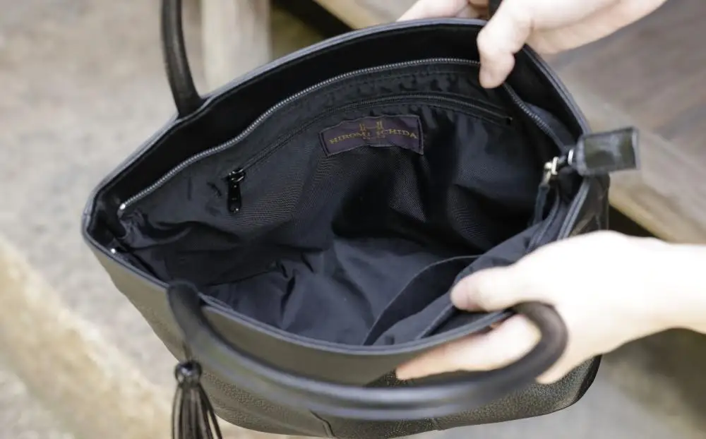 【ラジルマ】市田ひろみ　印伝使い牛革手提げバッグ