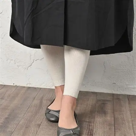日本製 シルク あったか レギンス 9分丈 腹巻きパンツ 無縫製 白 (637-7549)_装飾品・工芸品  服飾小物 _【1256158】