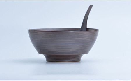 有田焼 究極のラーメン鉢 錆千段・錆象嵌 ペアセット レンゲ付【まるぶん】食器 器 うつわ 磁器 陶磁器 麺鉢 ラーメン鉢 丼 丼ぶり どんぶり シンプル おしゃれ ブラウン 電子レンジ対応 A45-334