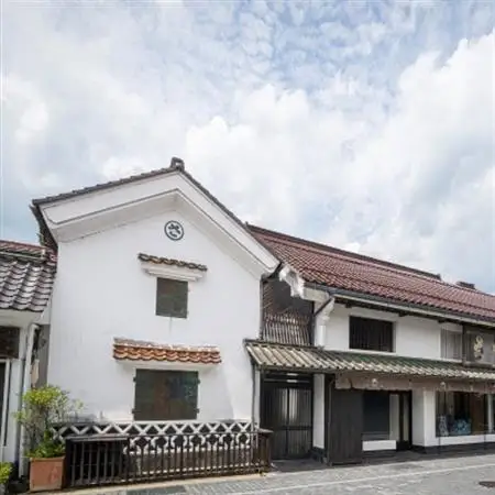 老舗呉服司が西陣の技で織り上げた銀糸の「銀艶マスク」【すみ色・ギフト用】【1340797】