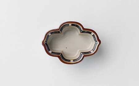 有田焼 徳幸窯 古染付 2枚セット【ヤマト陶磁器】食器 器 うつわ 磁器 陶磁器 和食器 2枚 セット 皿 取皿 小皿 豆皿 貫入 古染付 渕錆 ネイビー ブラウン A45-328