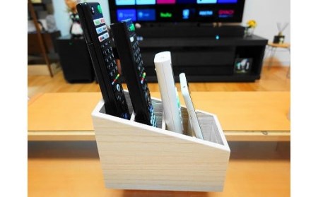 【数量限定】おしゃれな総桐製リモコンラック 4台収納 老舗 増矢桐箱