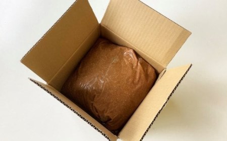 【新潟県産コシヒカリ＆大豆100％使用】じっくり熟成 濃厚なコクと旨味の三階節みそ「田舎」5kg[ZB468]