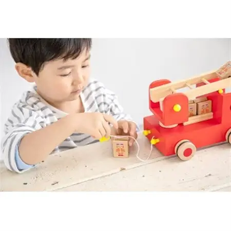 東郷町【公式キャラクターロゴ入り】カタカタ森の消防隊　知育玩具のエドインター【1344479】