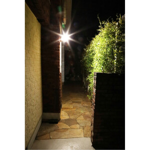 センサーライト 防犯 LED ソーラー式 パールホワイト アイリスオーヤマ 家電 電化製品 人感センサー 屋内 屋外 LSL-SBSN-400