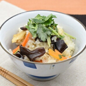 弥彦村産 越のうさぎ 生きくらげ(250g×4パック) | 生きくらげ 新潟県