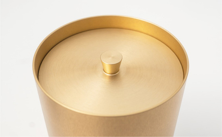 茶筒 キャニスター canister-S half 白 密閉容器 アルマイト加工商品 日本製 キッチン用品 キッチングッズ 職人 技巧 開閉 和風 洋風 お茶 茶葉 お茶っぱ コーヒー 豆 粉 収納 ホワイト シンプル 少量 