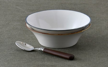 【陶器市特集】【波佐見焼】ボウル（渕錆ライン/渕青ライン） ペアセット サラダボウル 食器 皿 【ROXY・HASAMI】 [SB161]  波佐見焼