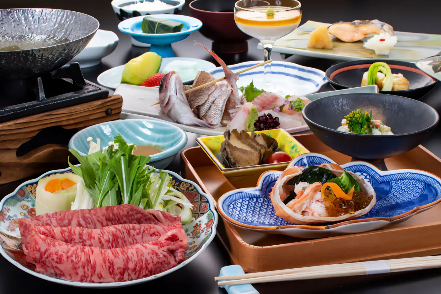 【令和7年産 コシヒカリ (精米) 10kg×KAMEYA HOTEL (亀や)】旬の特産品と宿泊利用券セット