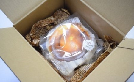 苺月〜ストロベリームーン〜(苺のチーズケーキ12cm)