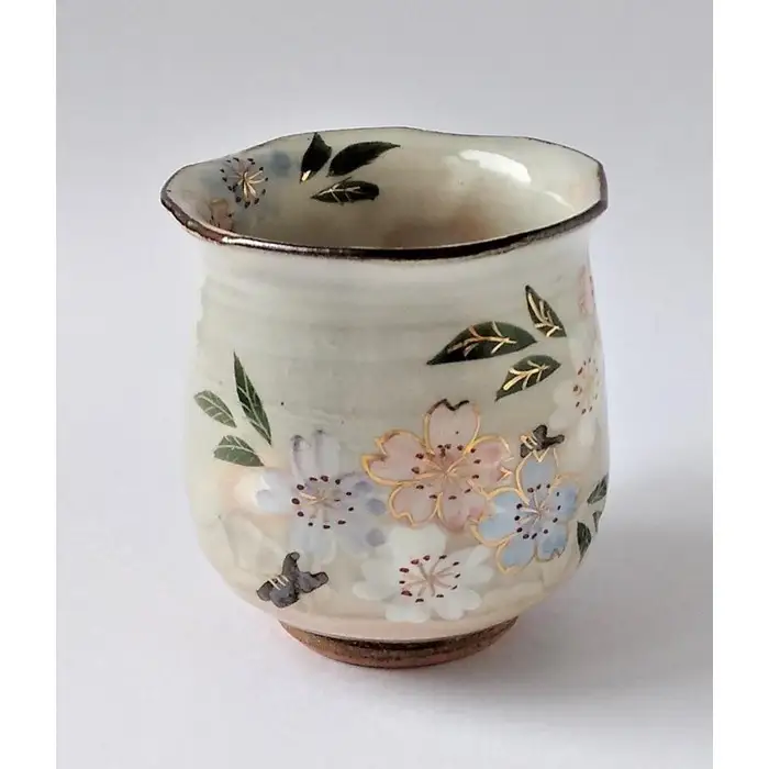 【ギャラリー洛中洛外】優しい色合いの桜が描かれてます 彩さくらマグカップ｜京都 陶器 人気 マグカップ