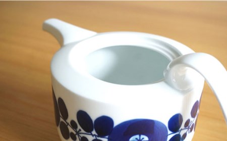 【陶器市特集】【波佐見焼】【BLOOM】ブルーム ティーポット（小） 急須 食器 皿 【白山陶器】 [TA80] 波佐見焼