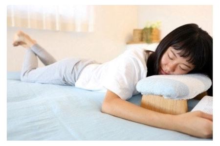 低座椅子 椅子 枕 木製 チェア フットレスト オットマン ソファ 畳 インテリア 国産材 無垢材 フェイスタオル 家具屋アカトシロ ゴイチ(R) レザー（オレンジ）｜E01