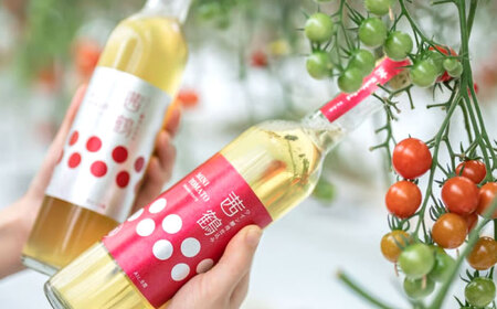 【お中元対応可】ワイン酵母仕込み茜鶴ミニトマトのお酒甘口500ml・辛口500mlセット / 酒 お酒 アルコール 甘口 ミニトマト トマト / 諫早市 / 株式会社宮下農園  [AHCG011]