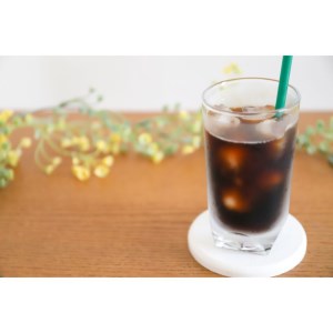 海軍さんのカレー＆KING OF ICE セット 明治時代に生まれた 呉 の ハイカラグルメ 200g×2食入×2箱 と アラビカ豆 100％使用 無糖 紙パック アイスコーヒー 1000ml×2本 昴珈琲店 お取り寄せグルメ 送料無料 常温配送 広島県 呉市 ku092-006-r