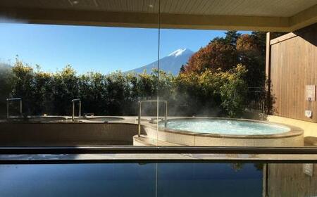 【ラビスタ富士河口湖（共立リゾート）】平休日1泊2食付 ペア宿泊券《＜ラビスタツイン＞展望風呂付ツイン》