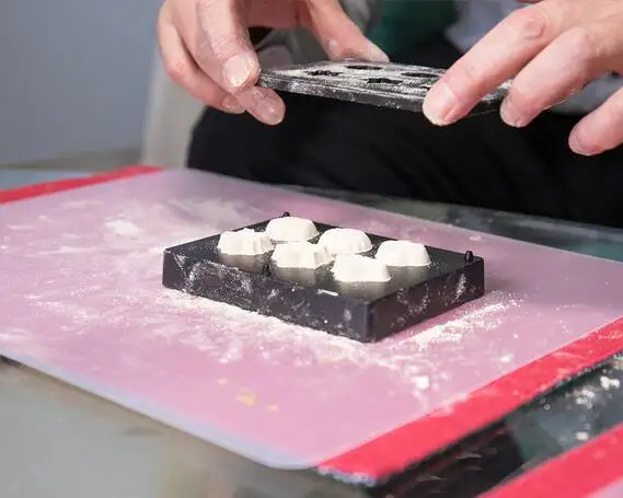 丹徳庭園　シルバー優待券　1枚 ／ 露天風呂 日本庭園 枯山水 利用券 埼玉県