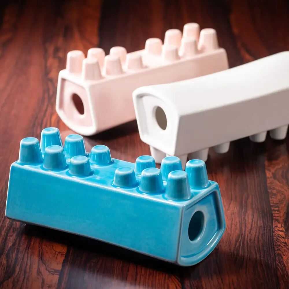 【萬古焼（ばんこやき）】いろいろ使えて便利、昔懐かし陶枕（トウチン）ピンク　陶器製の枕・陶枕（とうちん）冷凍庫で冷やして熱冷まし枕、 マッサージに、夏のゴロ寝枕に　（愛称：トウチンカアチン）