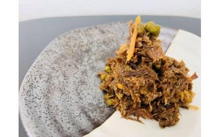 【近江牛 肉山椒(佃煮)】肉 牛肉 ミンチ 山椒 ふりかけ ぬれふりかけ ブランド牛 三大和牛 和牛 黒毛和牛 冷凍 お弁当 おかず お惣菜 おつまみ 滋賀県 竜王