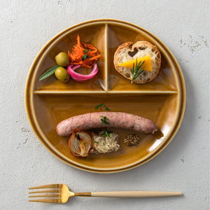 【美濃焼】 ランチプレート titto 丸 ブラウン 2枚セット 瑞浪市 / JS企画 / 小田陶器 食器 プレート 仕切り皿 おしゃれ [AZAZ017]