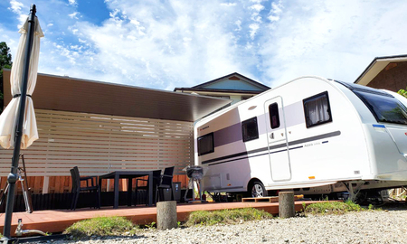 レンタサイクルで曽爾村を満喫トレーラー宿泊セット // 奈良県 曽爾村 宿泊 貸切 トレーラー宿泊 アクティビティ レンタサイクル サイクリング 温泉 バーベキュー BBQ 川遊び 入浴券付 1泊2食付 家族 夏休み キャンプ