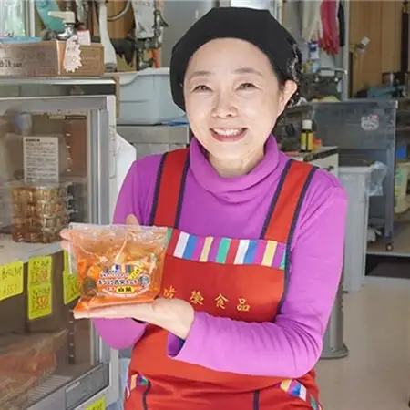 野菜と海鮮のMixキムチ7個セット　(白菜・きゅうり・大根・にんにく・チャンジャ・タコ・サキイカ)【配送不可地域：離島】【1053017】