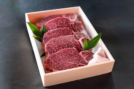 国産 和牛 ステーキ セット 約 1.8kg ( ヒレ 900g サーロイン 900g) 冷蔵 贅沢 厚切り 焼肉 バーベキュー ギフト お取り寄せ グルメ お中元 お歳暮 内祝 贈り物 贈答 お祝い 誕生日 プレゼント 母の日 父の日