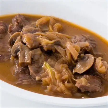 ミヤタ ～惣菜と牛肉料理～のハンバーグ・ビーフストロガノフ・国産牛ほほ肉の赤ワイン煮込みセット【配送不可地域：離島】【1410017】