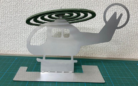 蚊取り線香ホルダーヘリコプターとラフタークレーン