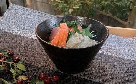 【美濃焼】和モダン カフェ ボウル 黒・グレー ペアセット ＋ ボーン 箸置き【竜仙窯】食器 鉢 丼 どんぶり 副菜鉢 サラダボウル ペア 夫婦 カップル グレー ブラック 灰 黒 モノトーン おしゃれ レンジ対応 送料無料 [MDD038]