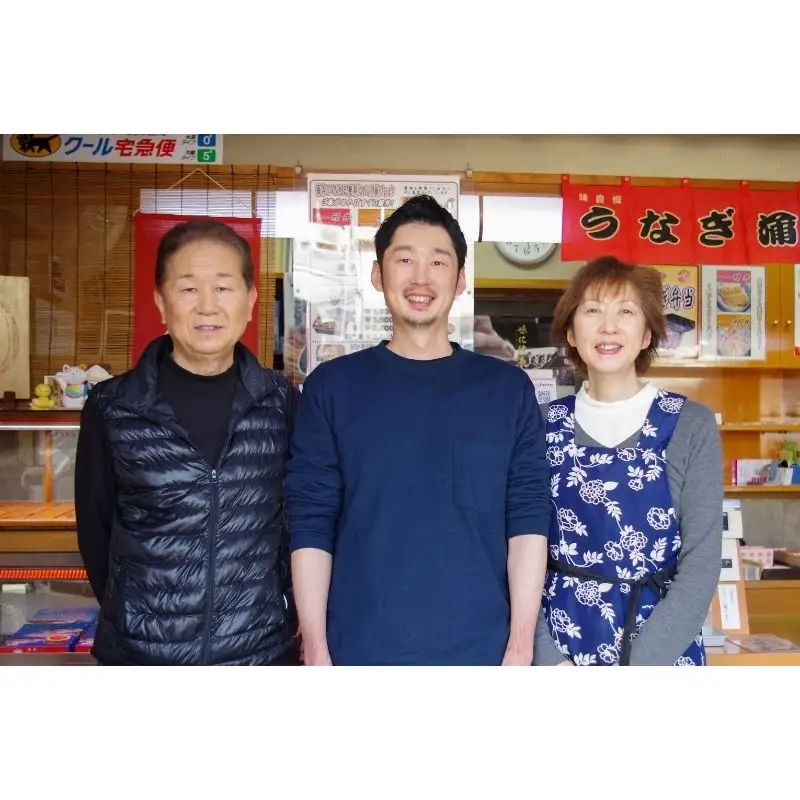 国産うなぎ蒲焼 大サイズハーフカット（頭尾なしで1袋70ｇ以上）×8袋セット / うなぎ 鰻 ウナギ 和歌山 田辺市 国産 国産うなぎ 国産鰻 うなぎ 鰻 蒲焼 かば焼き 土用の丑の日 冷凍【ots004】