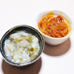 晩酌おつまみセット(サーモンハラス明太漬200g・とらふぐ皮キムチ300g・たこわさ200g・いか塩辛200g)【001-0128】