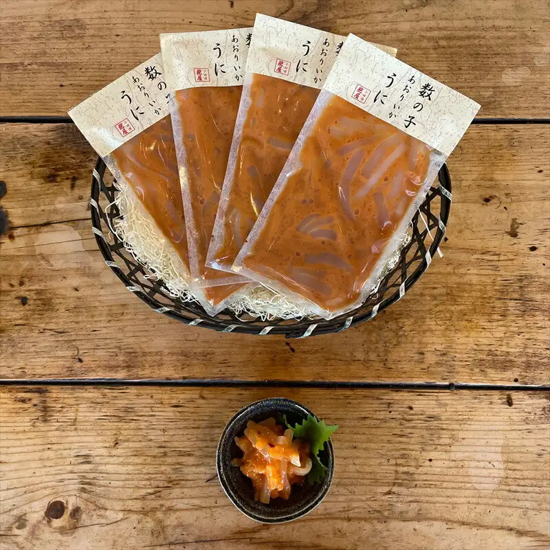 王様の塩辛 雲丹風味 4パック【あおりいか 塩辛 うに おつまみ 珍味 惣菜 海鮮 いかの塩辛 珍味 お取り寄せ 御中元 お中元 お歳暮 父の日 母の日 贈り物 日本酒 焼酎  塩辛】【神奈川県小田原市早川】