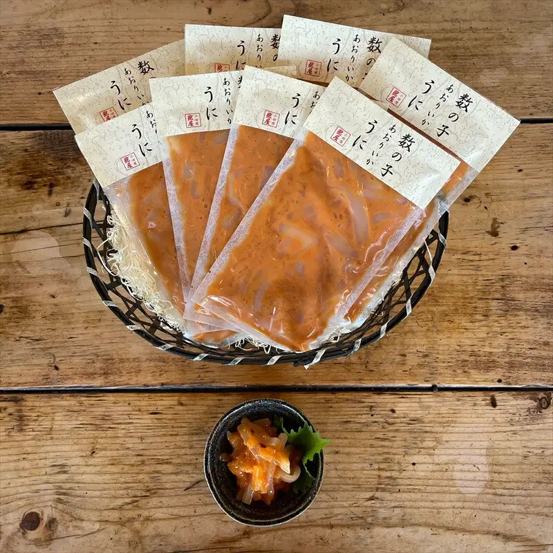 王様の塩辛 雲丹風味 8パック【あおりいか 塩辛 うに おつまみ 珍味 惣菜 海鮮 いかの塩辛 珍味 お取り寄せ 御中元 お中元 お歳暮 父の日 母の日 贈り物 日本酒 焼酎 塩辛】【神奈川県小田原市早川】