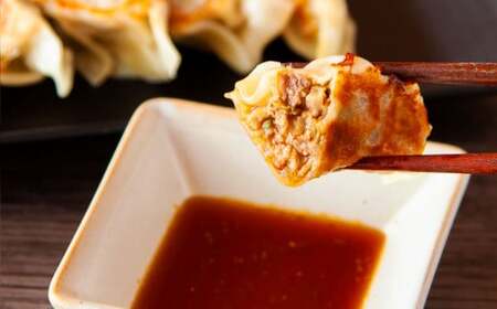 漁師町の 贅沢 !  天然 本 マグロ 餃子 （専用たれ付） 20個  5個×4   簡単 便利  ビール によく合う  手作り お 魚 ぎょうざ  三重県 尾鷲 可笑  KSH-2