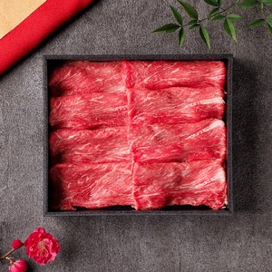 【和牛セレブ】神戸牛すき焼き（モモ）200g　【黒折箱入り】