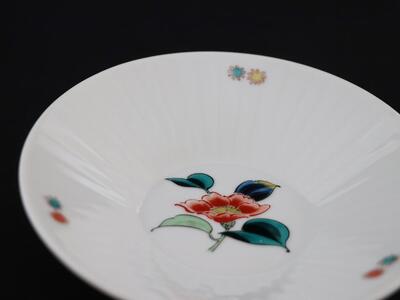 九谷焼　4.5号皿揃　草花絵変り （5枚セット）a01 食器 キッチン雑貨 キッチンアイテム 雑貨 小物 お皿 丸皿 食卓 テーブルコーディネート 取り皿 