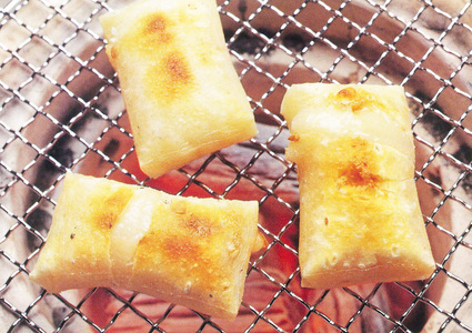 “山形県産ヒメノモチ”100%の杵つき切り餅セット『白餅・玄米餅』 ※着日指定不可 _EM03