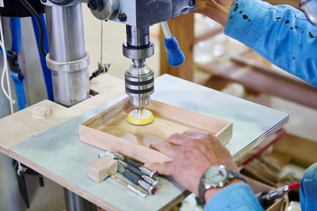 【シャーレ　チェリー】持ち歩きにも便利な茶筒のような形状　国産　建彦木工　直径67mm×22mm【栃木県足利市】 F7Z-704