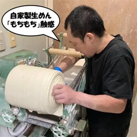 【郷土の伝統の味】自家製麺　三枚肉＆かまぼこ5食セット(沖縄そば)【配送不可地域：離島】【1023058】