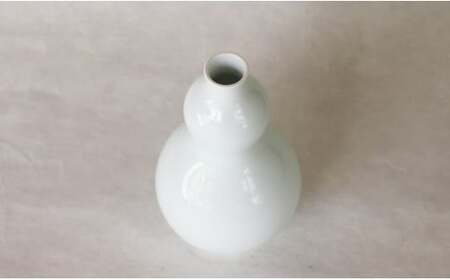 現代の名工 矢鋪與左衛門作 白磁 瓢箪(ひょうたん)型花入れ 有田焼 伝統工芸 花器 壺 eo009