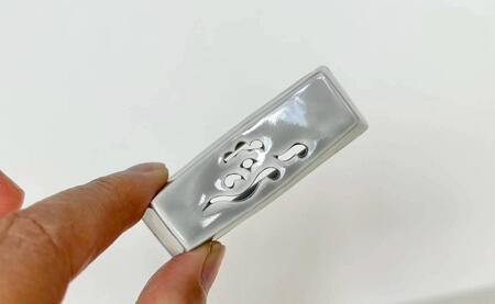 起山窯 雲絵透かし彫りライトグレー 箸置き (２個入) 有田焼 食器 co005