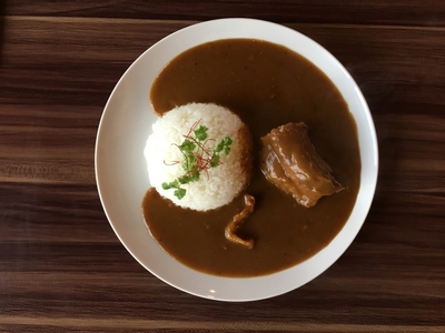 【「近江牛」ごろっと贅沢【洋風デミ煮込み】肉 牛肉 ブランド牛 三大和牛 和牛 黒毛和牛 保存食 レトルト おかず お惣菜 滋賀県 竜王