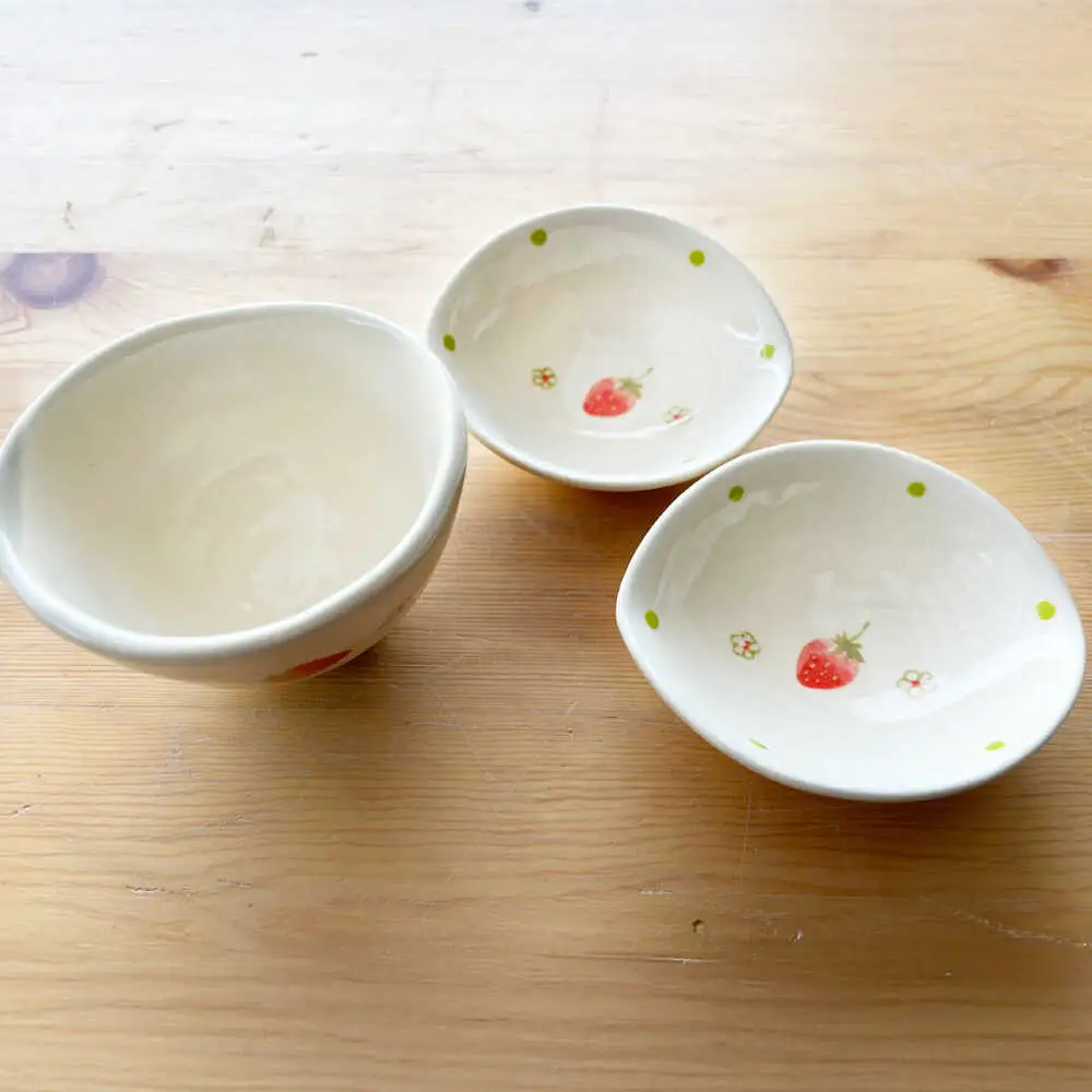 【瀬戸焼】子供用食器5点セット（いちご）【窯元SOUSEN】[BBCQ002]子ども食器 ギフト